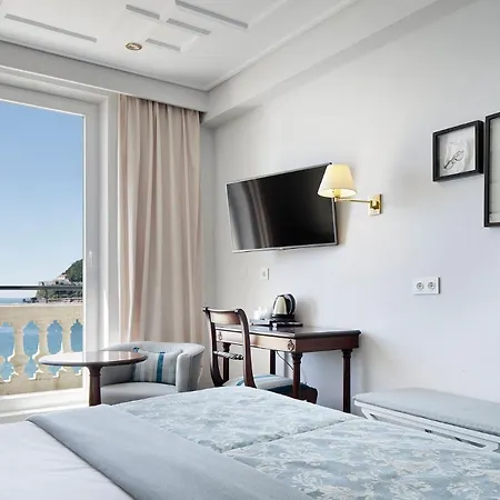 De Londres Y De Inglaterra מלון 4*