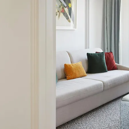 מלון De Londres Y De Inglaterra 4*