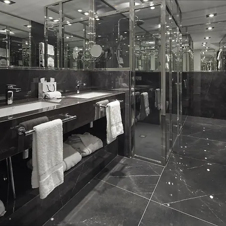 De Londres Y De Inglaterra סן סבסטיאן