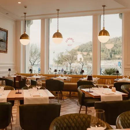 De Londres Y De Inglaterra סן סבסטיאן