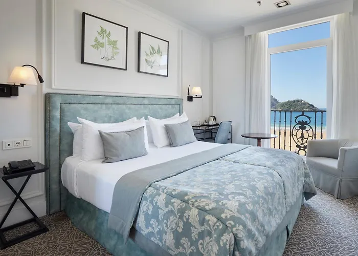 Szálloda De Londres Y De Inglaterra 4*