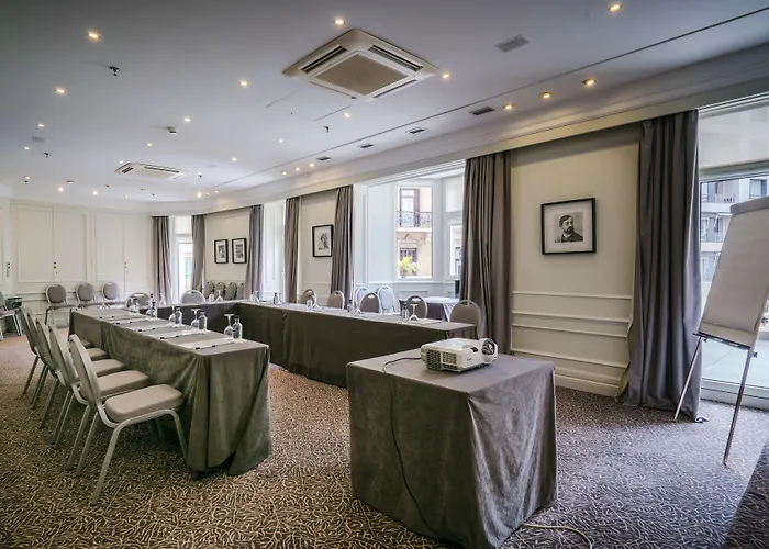 De Londres Y De Inglaterra Szálloda 4*