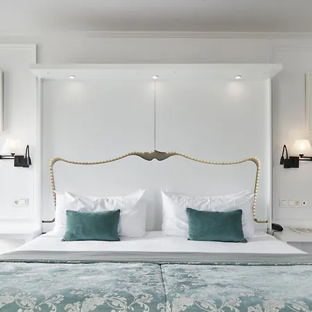 Hotel De Londres Y De Inglaterra 4*