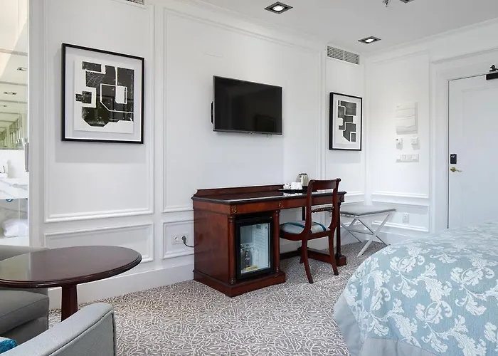 De Londres Y De Inglaterra 4*