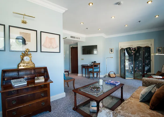 Hotell De Londres Y De Inglaterra